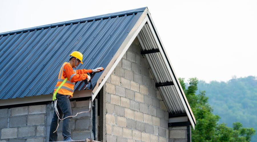 Expert Emergency Roof Repairs services in Homer, IN
